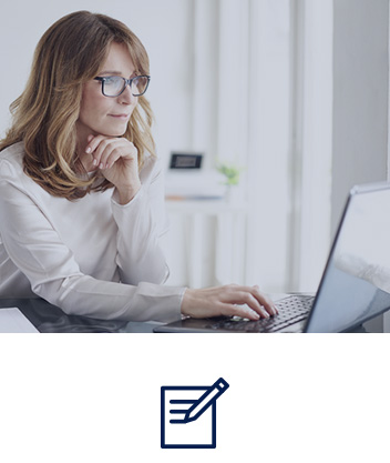 teticaret egitim dinleyen insanlar