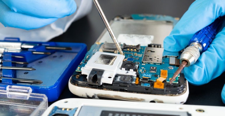 Telefon Tamir ve Aksesuar Satışı