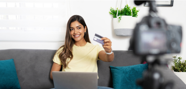 Black Friday/Efsane Cuma Reklamları Influencer Marketing