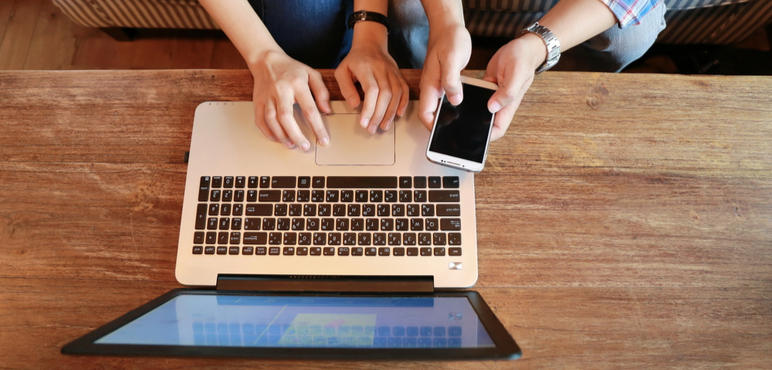 Facebook Login Nasıl Çalışır