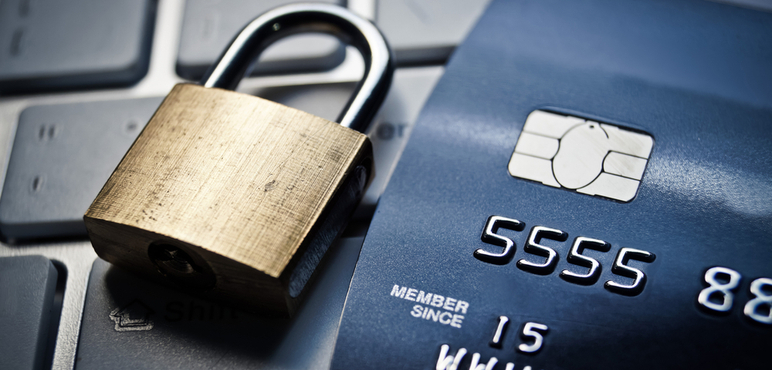 Kredi Kartı Bilgilerini Saklamak Güvenli Midir?